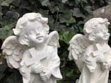 Set of angel statues with cross, made of polystone