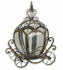 Metal carriage candle holder, very beautiful!!