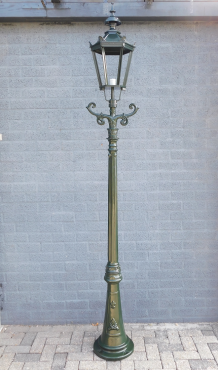 Classical lantern 'Barcelona' - outdoor lamp with ceramic socket and glass, alu green or black, 275cm