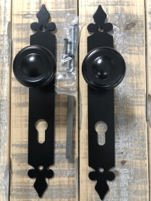 Set of door furniture for the front door, beautiful wrought iron, black, consisting of 2 doorknobs and 2 long door plates, PZ 92!