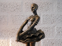 Statue einer Ballerina, Gusseisen, Bronze-Look, Heimdekoration