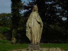 Statue of the Virgin - robust - polystone - ecru