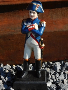 Statue von Napoleon aus Metall in Farbe