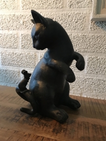 Sculpture: Cat + Mouse as a piggy bank