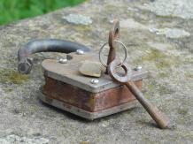 Antique Padlock with Keys - Working - Medieval look