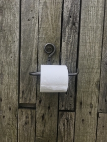 Toilettenpapierhalter / WC-Rollenhalter, schön handgeschmiedet, robustes Aussehen