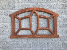 Cast iron stable window spider, small