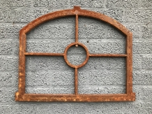 Cast iron stable window with round segment