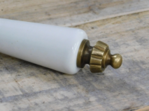 1 Door handle with ceramic handle white, patinated brass