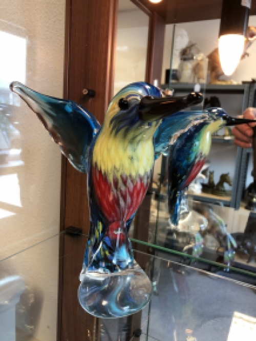 Eisvogel ganz aus Glas, wunderschön