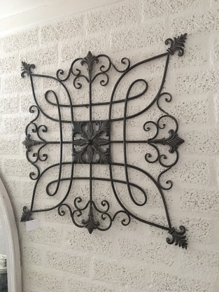 Beautiful decorative metal wall rack