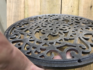 Grid round - Mandala, cast iron, antique silver