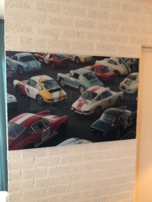 Wanddecoratie kunst op glas, Full color oldtimer & Porsche, zeer fraai!!