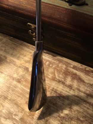 Beautiful nickel shoehorn with a nice handle