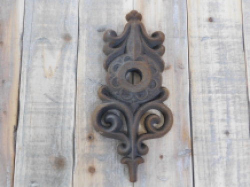 Wall anchor (Flower) - cast iron