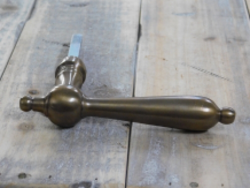 1 Door handle, brass patina, door handle