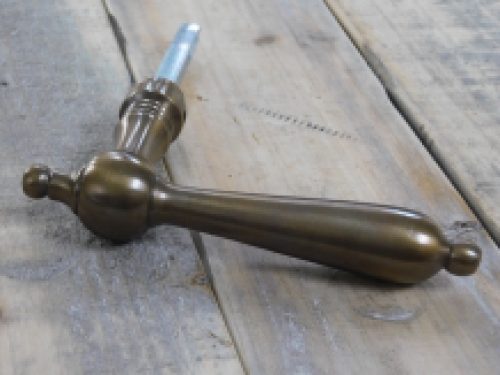 1 Door handle, brass patina, door handle