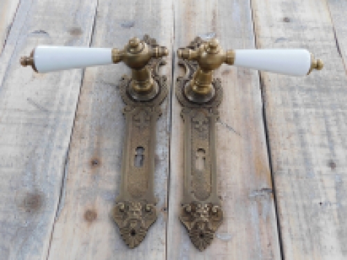 Door hardware set BB 72 - Art Nouveaux - patinated brass - porcelain handles