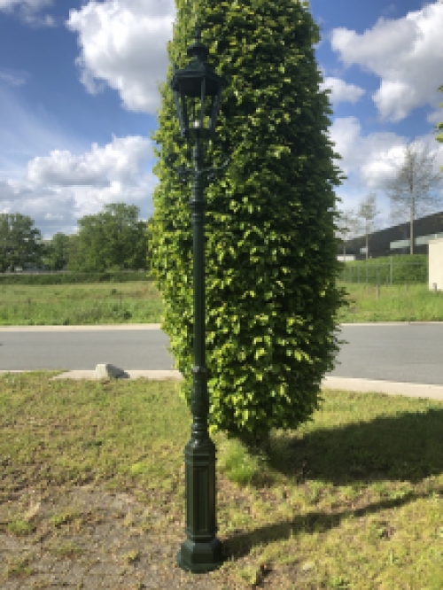 Buitenlamp, lantaarn Amsterdam met keramische fitting en glas, gegoten aluminium, 320 cm.