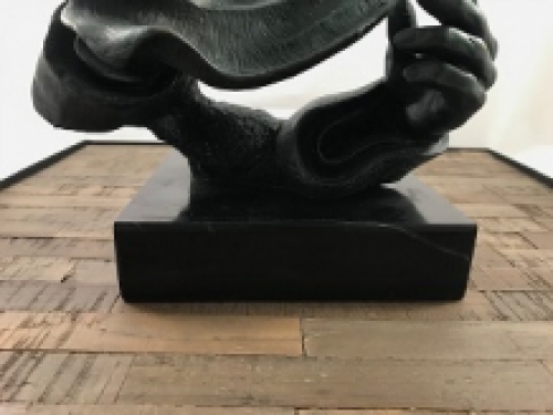 Een Modernist bronzen beeld van God, Green finish