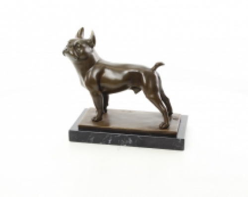 Een bronzen beeld/sculptuur van een franse bulldog