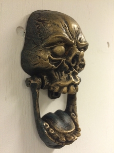 Large skull as a door knocker, brass, very nice!