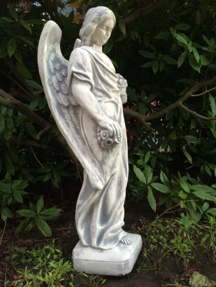 Standing Angel - 105 cm - Stone