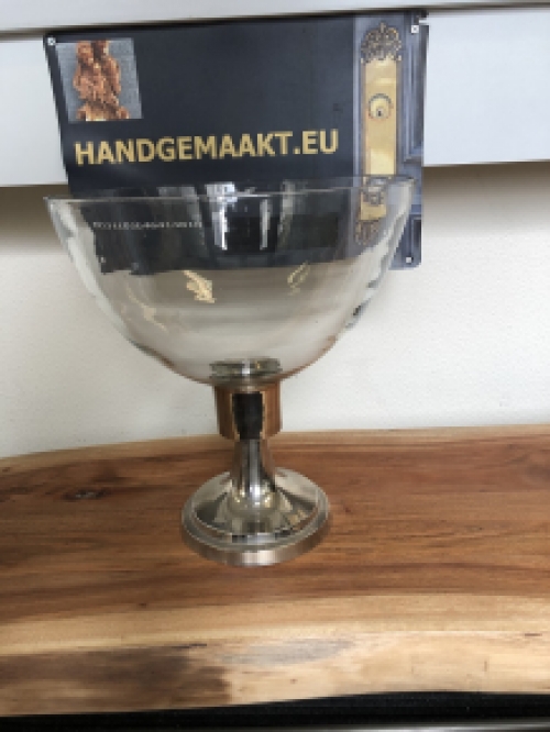 Große Schale, Vase, Glas auf Nickelsockel, schön. LAST!