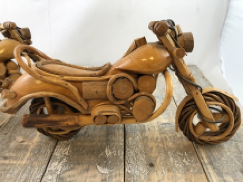 Set handgemaakte houten motoren, lowriders.