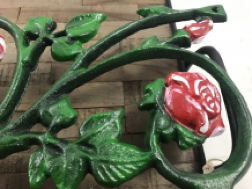 Wall coat rack, cast iron green with roses red, 3 sturdy hooks.