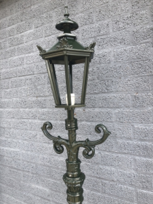 Outdoor lamp, lantern with ceramic fitting and glass, cast aluminium, 215 cm-green or black