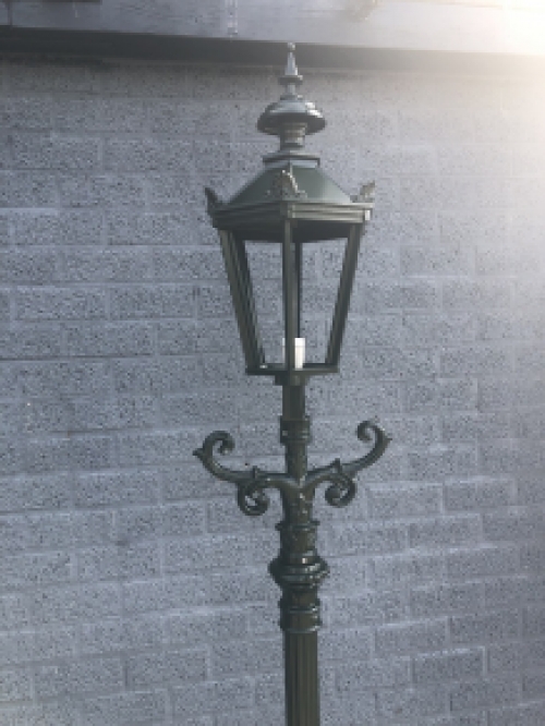 Outdoor lamp, lantern with ceramic fitting and glass, cast aluminium, 215 cm-green or black