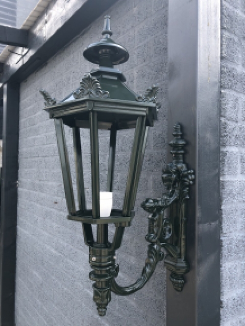 Wall outdoor light Maas, Alu cast with Lamp Lamp socket and Glass.