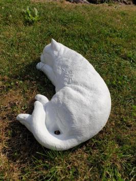 White sleeping Cat, cat figurine