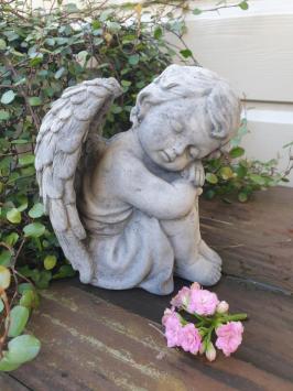 Angel, Sophie, garden statue