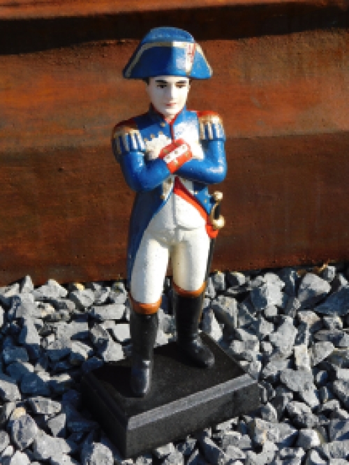 Statue von Napoleon aus Metall in Farbe