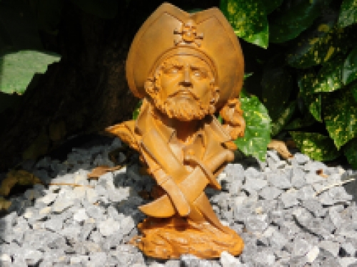 Special statue of a Pirate, cast iron, very detailed!