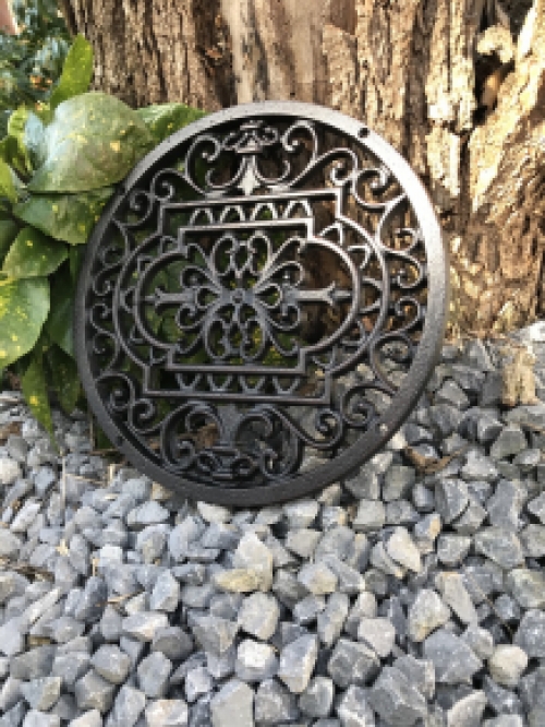 Grille round - Mandala, cast iron antique brown, air grille