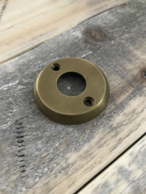 Latch rose round - brass patinated