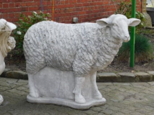 Statue Schaf XL - massiver Stein