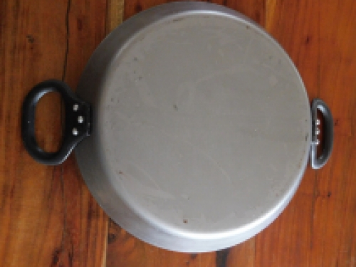 Iron serving pan, 24 cm / 28 cm - RÖSLE