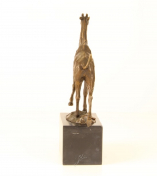 Bronzeskulptur einer Giraffe