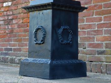 Large Pedestal - Column | Cast iron | Black