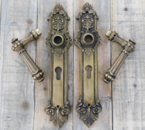 Classic set of door hardware - brass - robust - PZ92