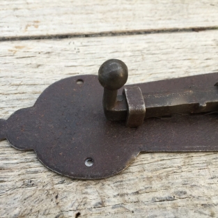 Sliding lock - antique iron - waxed