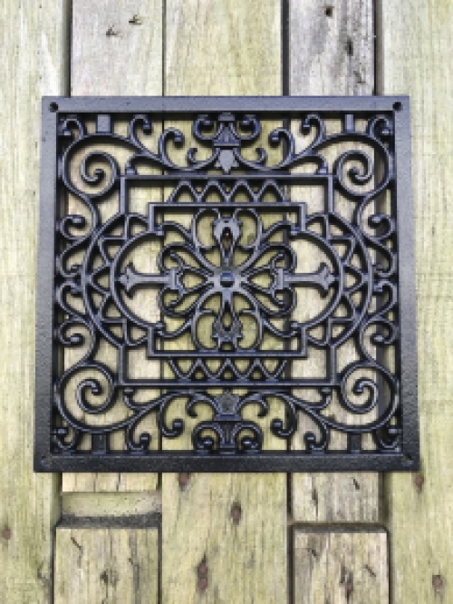 Grid square, Air, cast iron black