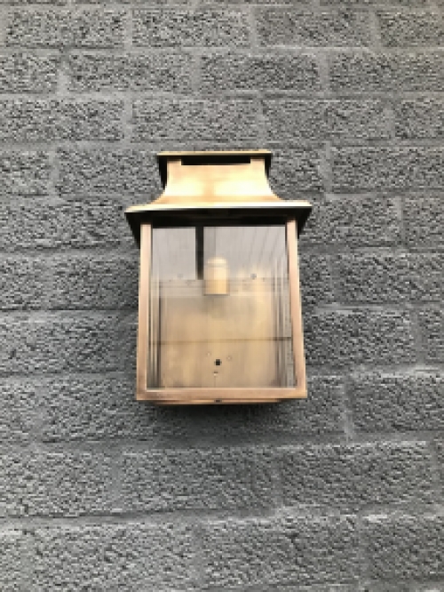 Beautiful wall lamp / outdoor lamp, made of full brass, beautiful hotel lamp with a nostalgic look!