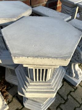 Exclusive Pedestal - Hexagonal - 43 cm - Solid Stone